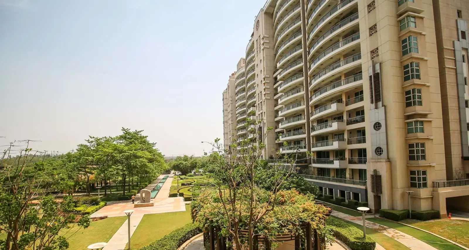 DLF The Aralias project view